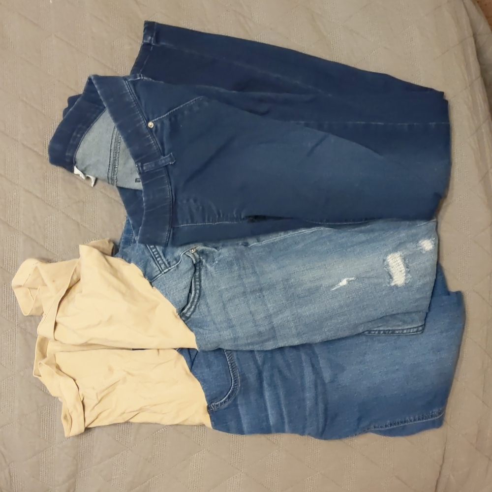 3 pairs of maternity jeans